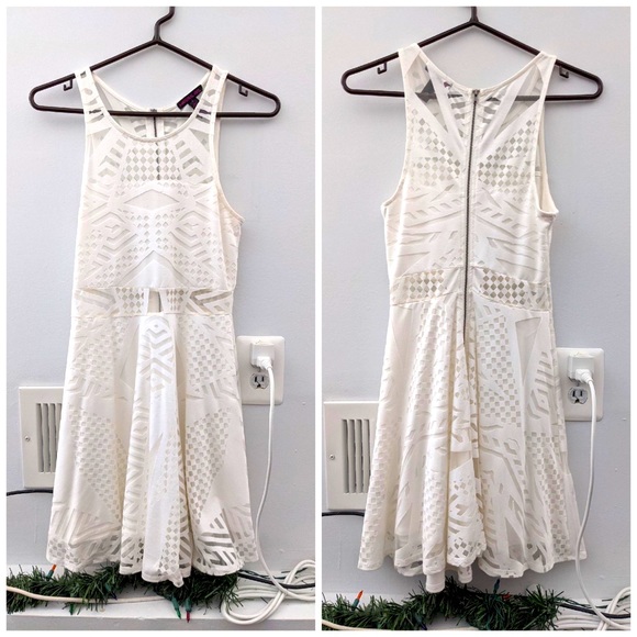 Off-white patterned dress - Picture 1 of 1